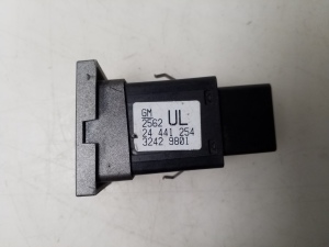 Opel Vectra C (2002–2008) Schalter für Sitzheizung 24441254 - 2