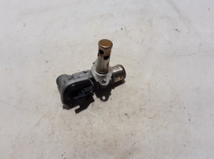  EGR valve 