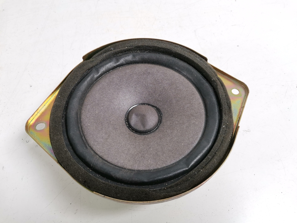 TOYOTA Previa (2000–2006) Tagumise külgukse kõlar 86160-28530 TOYOTA Previa (2000–2006) Tagumise külgukse kõlar 86160-28530