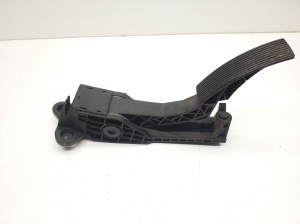 Mercedes Benz ML-Class 164 (2005–2011) Gaasipedaal A1643000104 - 2