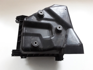 TOYOTA Avensis T27 (2008–2019) Luftfiltergehäuse 0R05 - 2