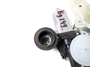 TOYOTA RAV 4 A3 (2005–2012) Aizmugurējo sānu durvju logu pacēlājs un tā detaļas - 3