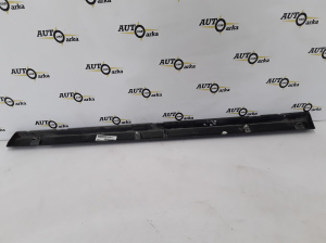 VOLVO V70 III (2007–2017) Esiukse liist 30791065 - 4