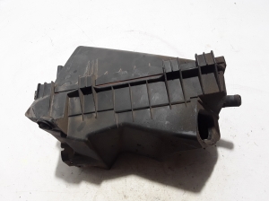 Volkswagen Golf IV (1997–2003) Õhufiltri korpus 1J0129614A - 2