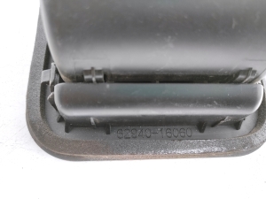 TOYOTA RAV 4 A3 (2005–2012) Tagumise poritiiva ventilatsioonivõre 62940-16060 - 3