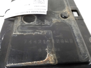 TOYOTA RAV 4 A2 (2000–2005) Akuhoidik 74431-42060 - 2