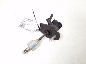 TOYOTA RAV 4 A3 (2005–2012) Siduri töösilinder 31420-42040 - 2