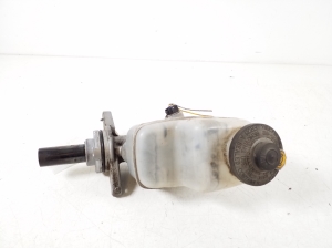   Brake master cylinder  - 47201-42390 