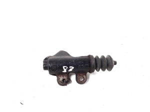 TOYOTA RAV 4 A3 (2005–2012) Siduri töösilinder 31470-42031 - 2