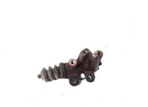   Clutch slave cylinder  - 31470-42031 