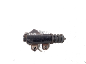 TOYOTA RAV 4 A3 (2005–2012) Siduri töösilinder 31470-42031 - 2