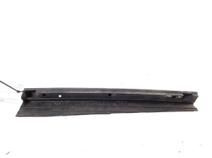   Hood seal  - 53389-42030 