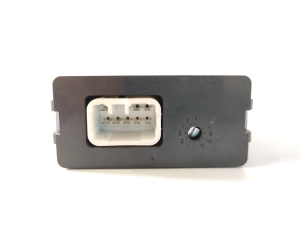 TOYOTA RAV 4 A3 (2005–2012) Relay 08192-48810 - 2