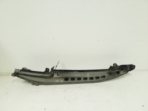 Porsche Cayenne (2002–2010) Front fender bracket 7L5805100 - 2