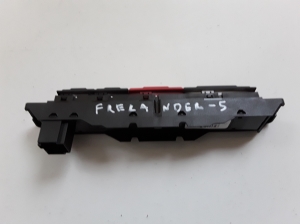 Land Rover Freelander (2006–2014) Warnblinkschalter 6H5213D734BC - 3