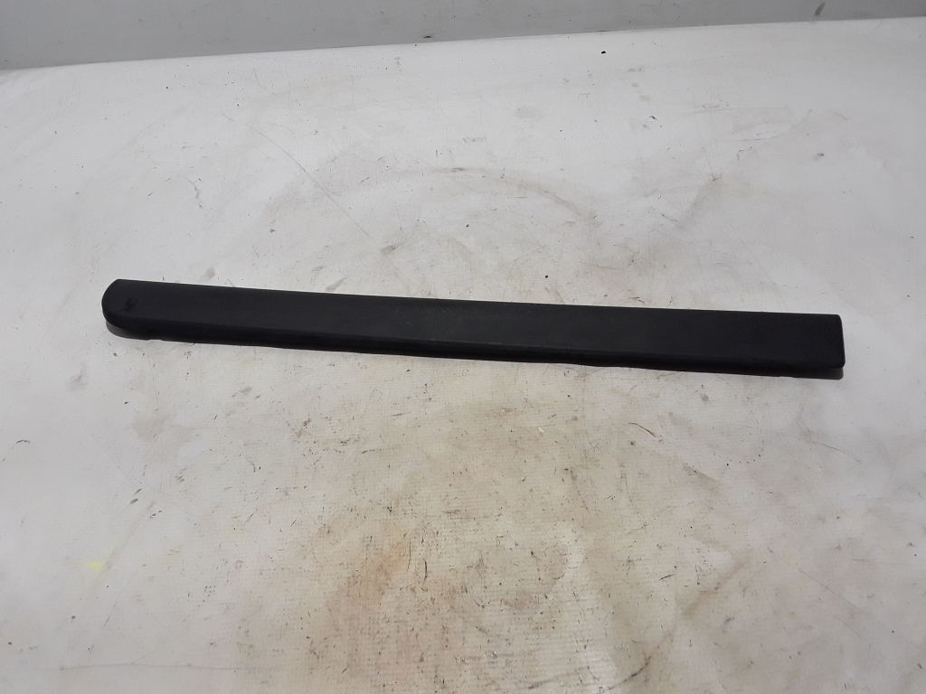 VOLVO S60 1 generation (2000-2009) Right Side Sliding Door Molding 9484287 22451518