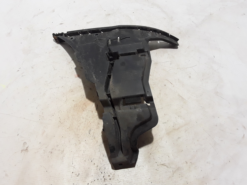 VOLVO S60 1 generation (2000-2009) Oikea etupuskurin kiinnike 08693182 22451506