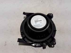 VOLVO S60 I (2000–2009) Tagumise külgukse kõlar 8633574 - 3
