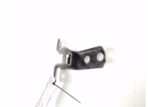 LEXUS IS (2005–2013) Rear side door lower hinge 68780-52030 - 2