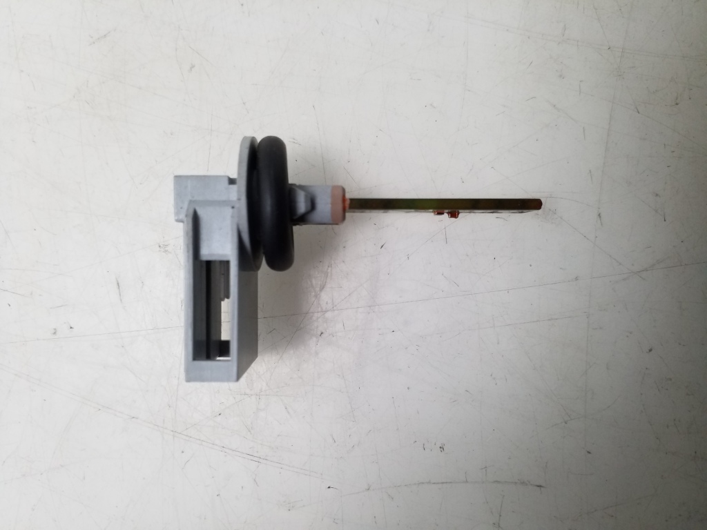 SKODA OCTAVIAII (1Z3) Exhaust gas temperature sensor 3D0907543A