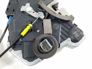 LEXUS IS (2005–2013) Esiukse lukk 69040-53090 - 2