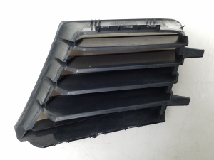 Seat Ibiza 6L1 (2002–2008) Front bumper lower grille 6L0853676 - 2