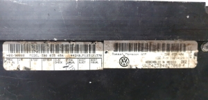 Volkswagen Passat B5 (1997–2005) Helivõimendi 3B0 035 456 - 3