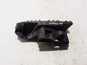 Rear bumper bracket - 08693388