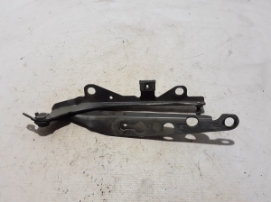 VOLVO S60 I (2000–2009) Hood hinge 31217344 - 3