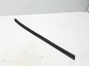 VOLVO S60 I (2000–2009) Tagumise piilari välimine ilupaneel 39992639 - 3