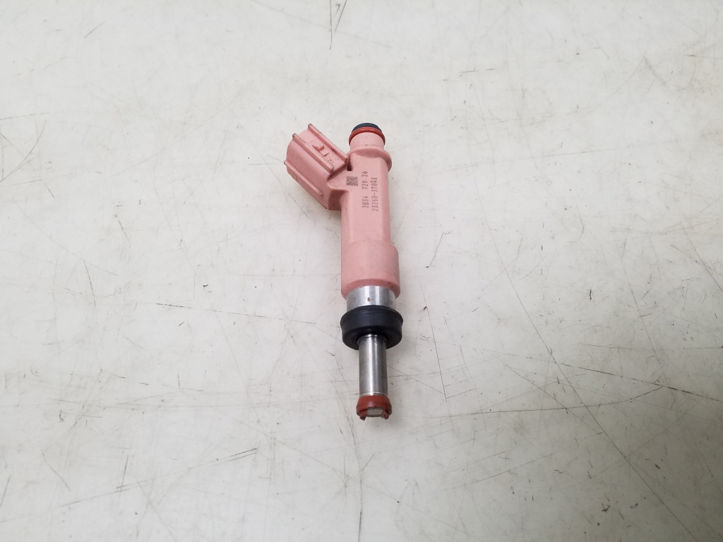 TOYOTA RAV4 4 generation (XA40) (2012-2018) Injector de combustibil 2325037040 25071870