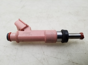 TOYOTA RAV 4 A4 (2012–2018) Kütusepihusti 2325037040 - 4