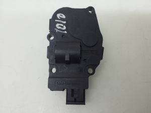   Heater flap actuator  - A2218200042 