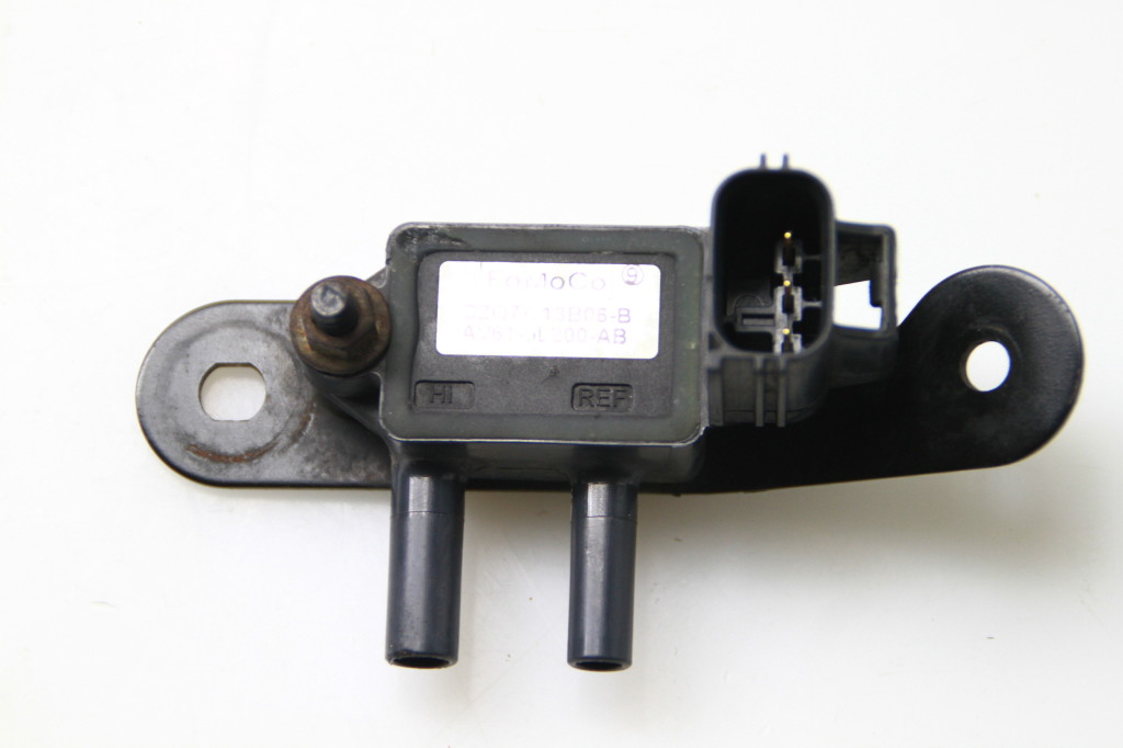 Used Ford Mondeo DPF sensor AV615L200AB