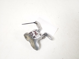 LEXUS IS (2005–2013) Rear side door upper hinge 68750-20121 - 2