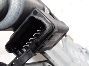 RENAULT Clio III (2005–2012) Priekšējo durvju logu pacēlājs un tā daļas 8200291148 - 3