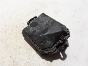 RENAULT Clio III (2005–2012) Kaitsmekarbi korpus kapoti all 8200314277 - 3