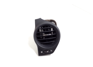 LEXUS IS (2005–2013) Dashboard air vent grilles 55660-53030 - 3