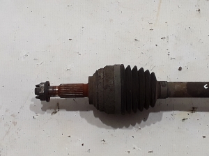 RENAULT Clio III (2005–2012) Front drive shaft and its parts 8200411381 - 2