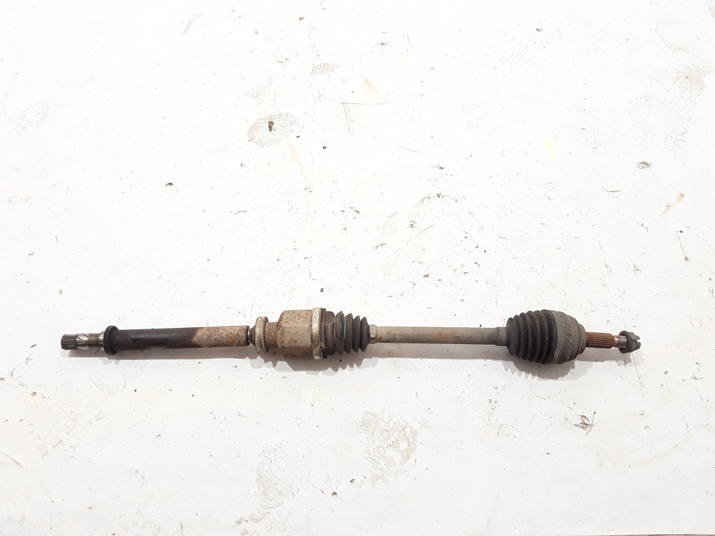 RENAULT Clio 3 generation (2005-2012) Front Right Driveshaft 391006802R 22452009