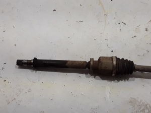 RENAULT Clio III (2005–2012) Front drive shaft and its parts 391006802R - 2