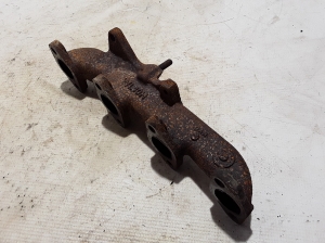 RENAULT Clio III (2005–2012) Exhaust manifold 8200390041 - 3