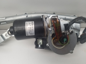 Mercedes Benz ML-Class 164 (2005–2011) Scheibenwischermechanismus A1648201842 - 2