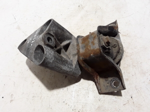 Support de fixation moteur - 8200298492