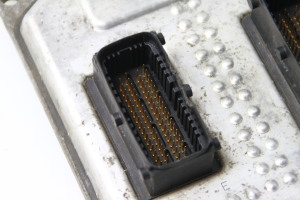 Opel Astra H (2004–2010) Motorsteuergerät 55567114 - 3
