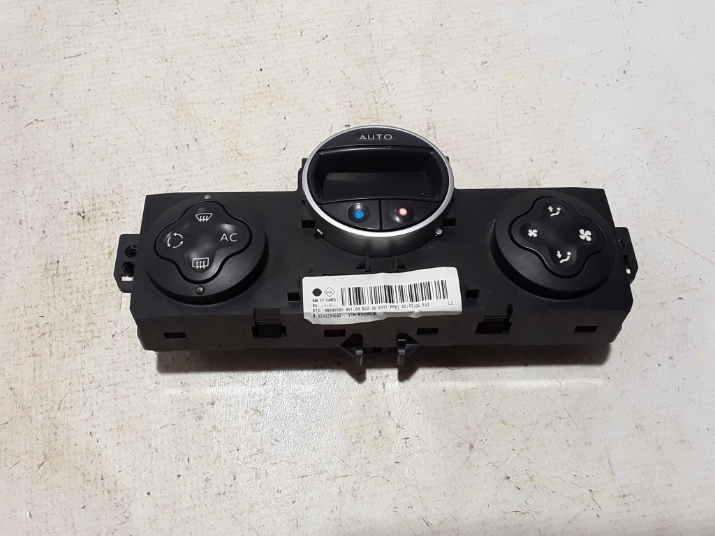 RENAULT Clio 3 generation (2005-2012) Climate  Control Unit 8200296683 22451988