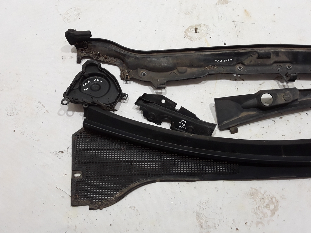 Baie De Pare-brise Avant RENAULT CLIO 3 PHASE 1 – Référence 8200290131