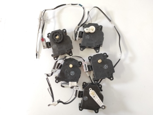 LEXUS IS (2005–2013) Salongi soojenduse klapi mootor - 2