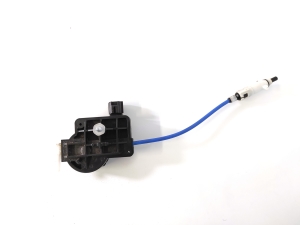 LEXUS IS (2005–2013) Kütuse täiteava korgi lukustus 77030-51030 - 3
