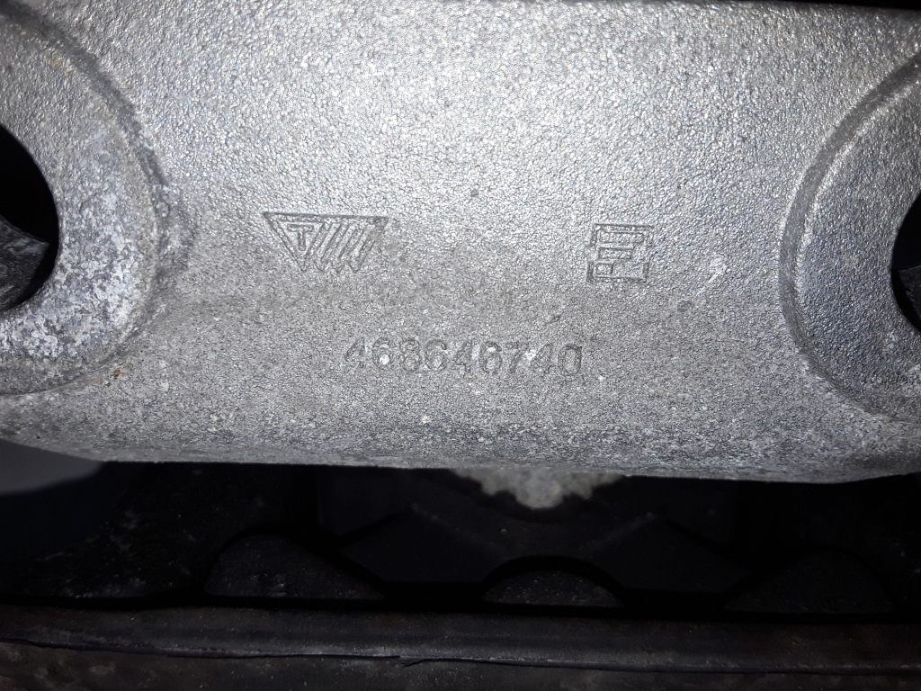 OPEL Corsa D (2006-2020) Подушка двигателя правая 468646740 24553867